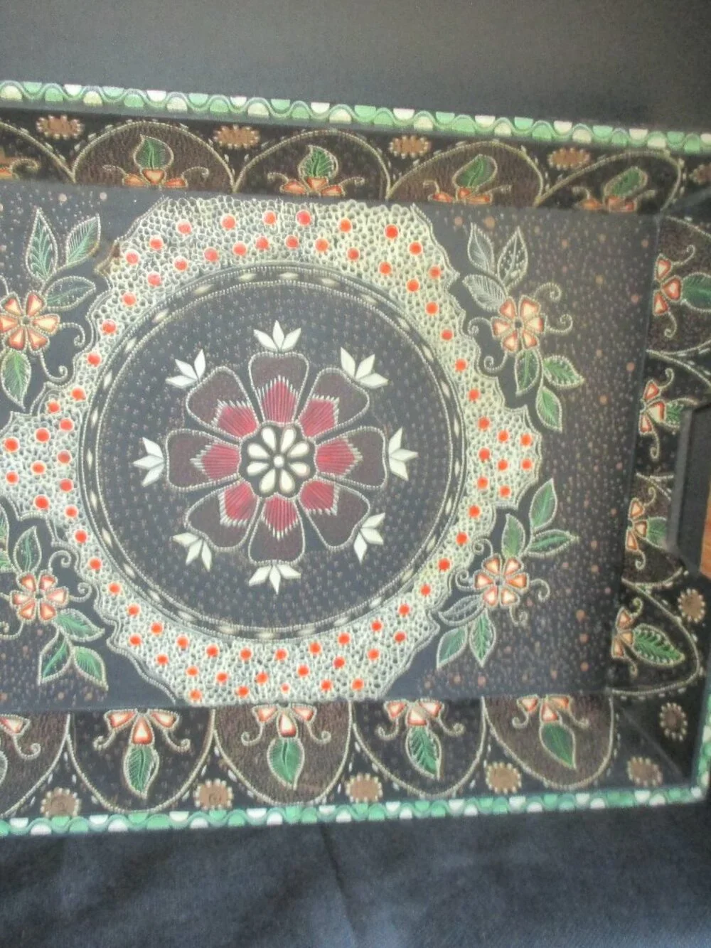 VGT. PIER 1 IMPORTS/HAND PAINTED FOLK ART WOOD SERVING TRAY